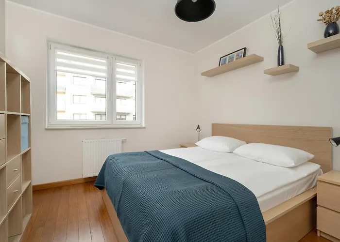 One Bedroom Nadodrze With Free Garage By Renters *