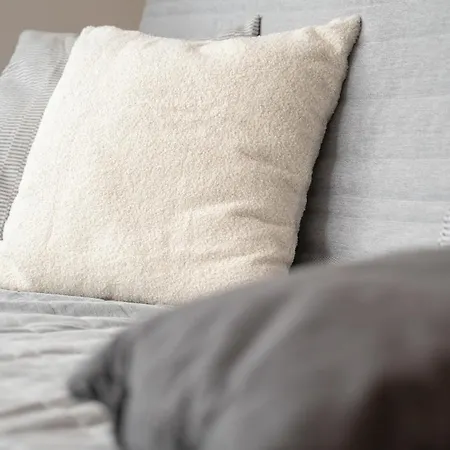 One Bedroom Nadodrze With Free Garage By Renters Apartamento *