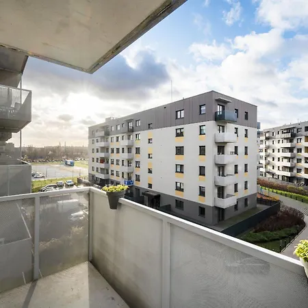 Apartamento One Bedroom Nadodrze With Free Garage By Renters