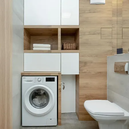 One Bedroom Nadodrze With Free Garage By Renters Apartamento *