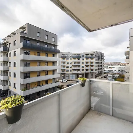 One Bedroom Nadodrze With Free Garage By Renters * Vratislav