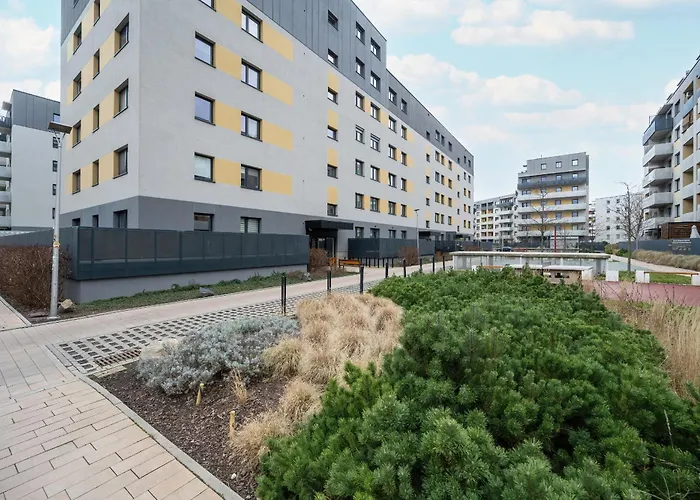 아파트 One Bedroom Nadodrze With Free Garage By Renters 브로츠와프