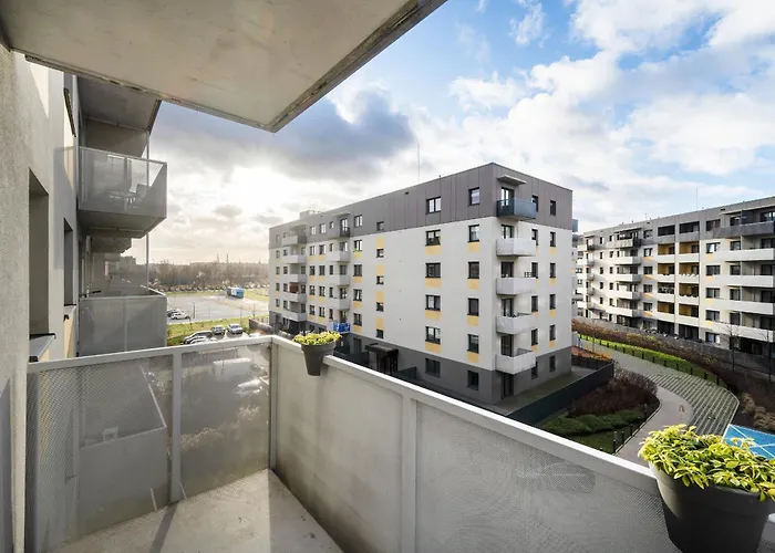 아파트 One Bedroom Nadodrze With Free Garage By Renters